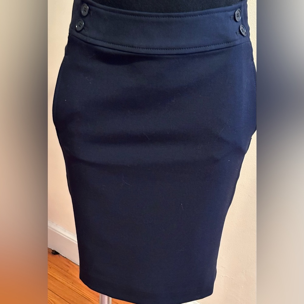 Talbots NWT Navy Blue Midi Pencil Skirt Zipper In Back SZ 2P 2 Pockets